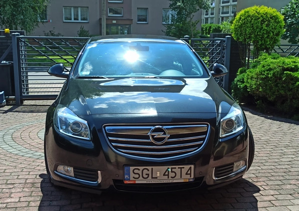 Opel Insignia cena 28500 przebieg: 131000, rok produkcji 2010 z Pyskowice małe 79